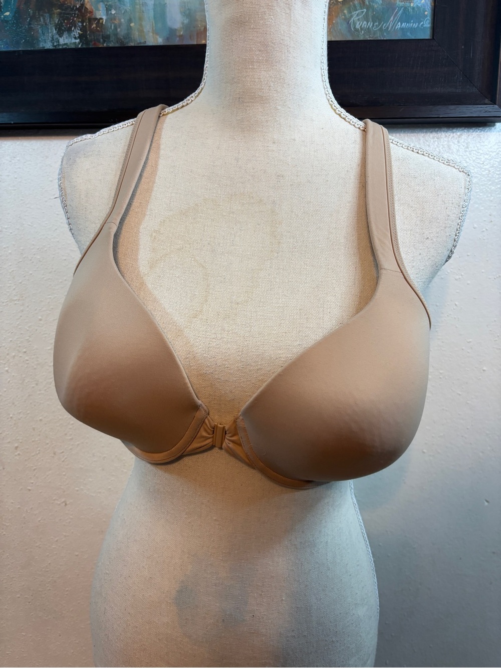 Smooth Front-Close T-Shirt Bra in Nude